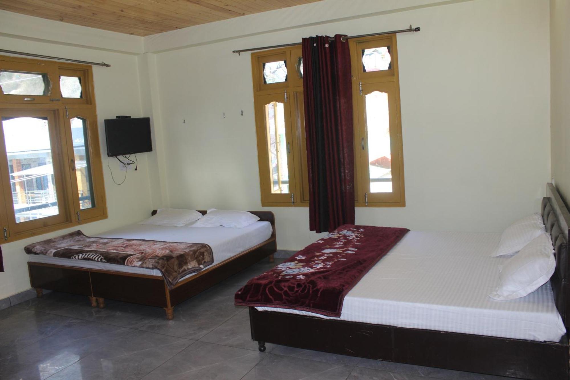 Moonlight Guest House Касоль Экстерьер фото