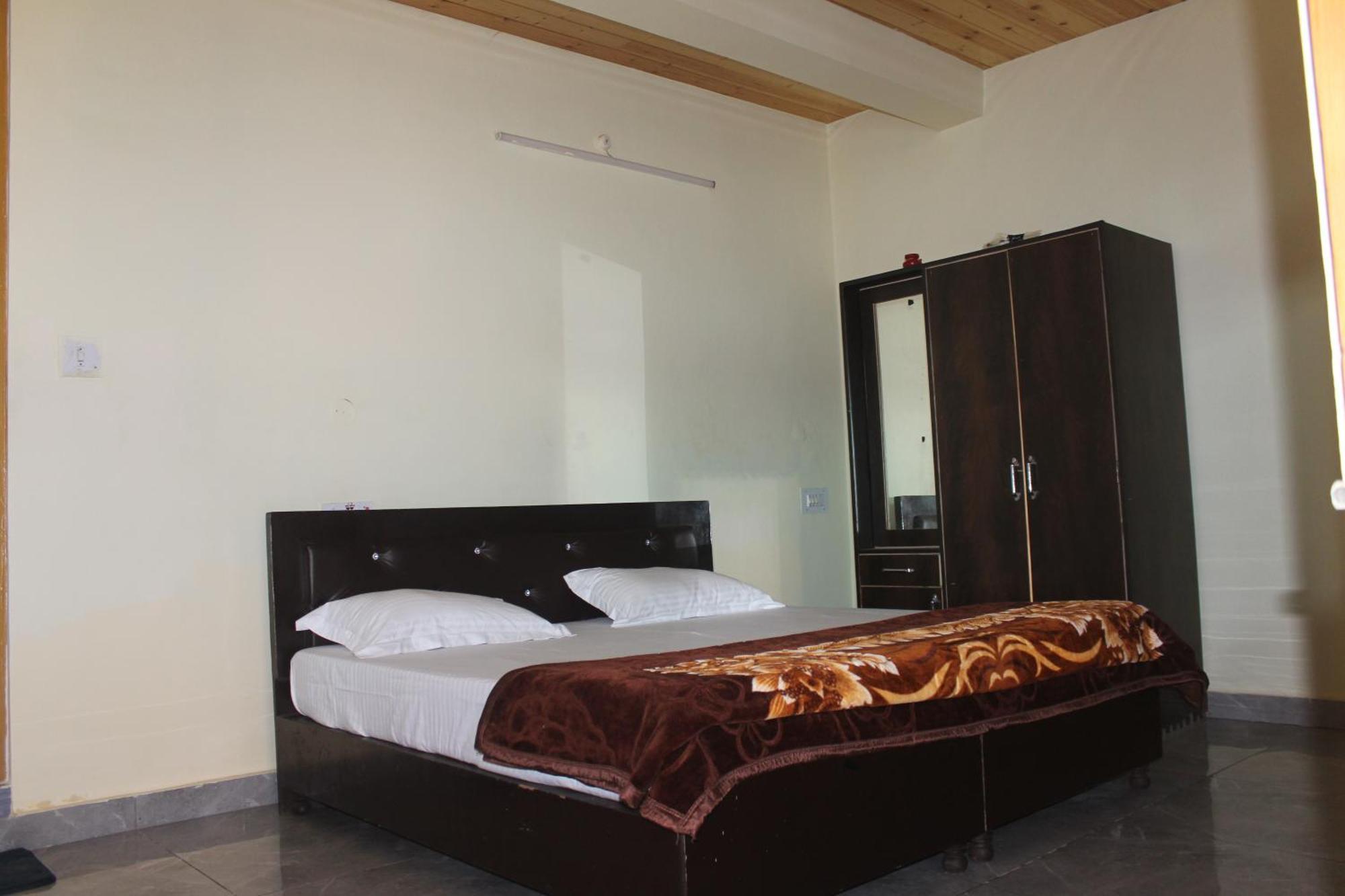 Moonlight Guest House Касоль Экстерьер фото