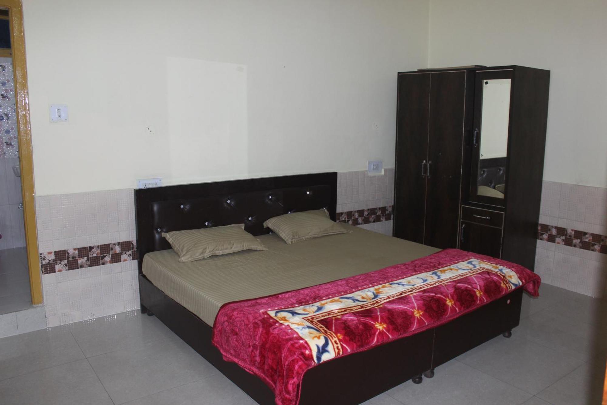 Moonlight Guest House Касоль Экстерьер фото