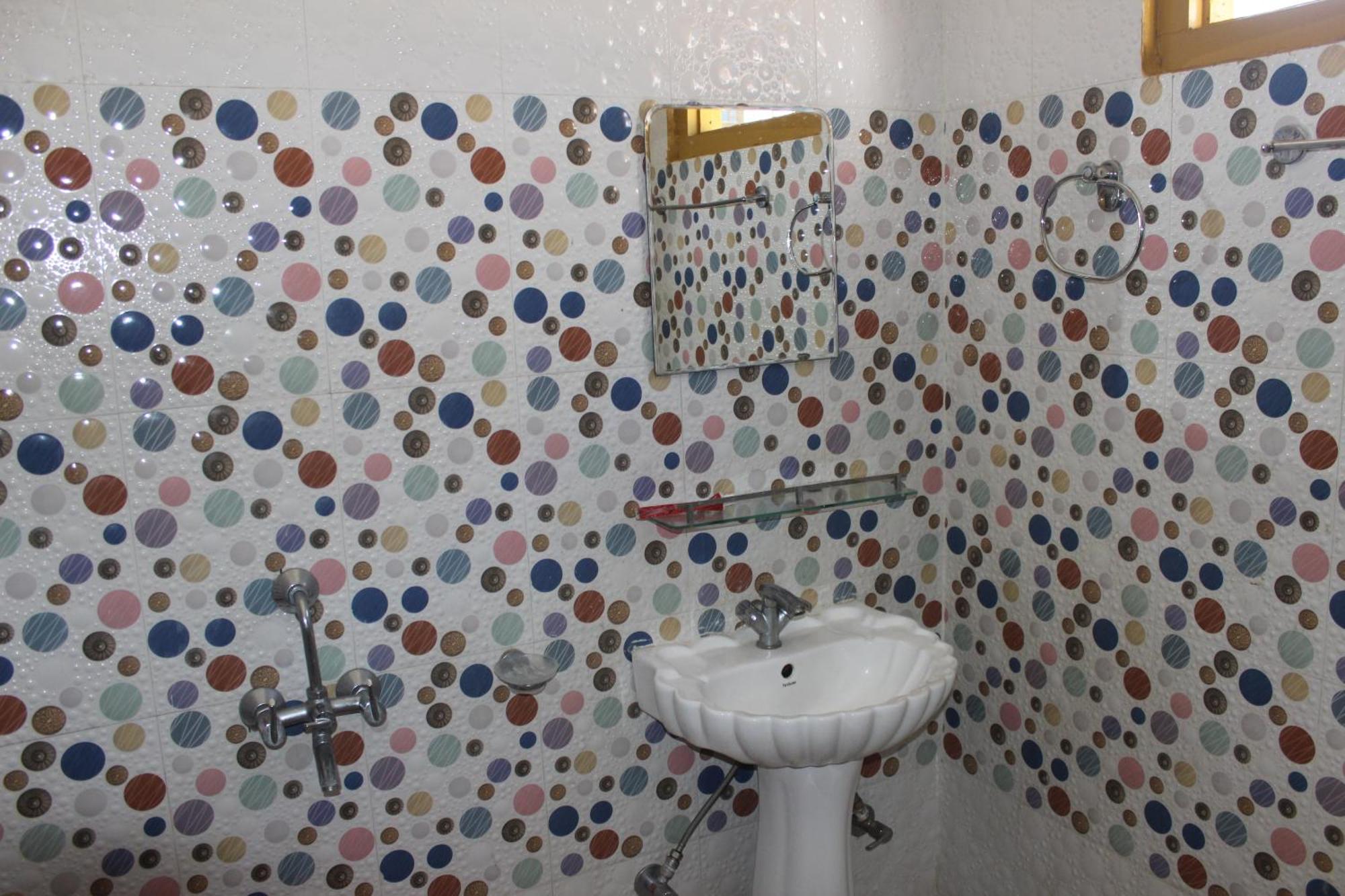 Moonlight Guest House Касоль Экстерьер фото