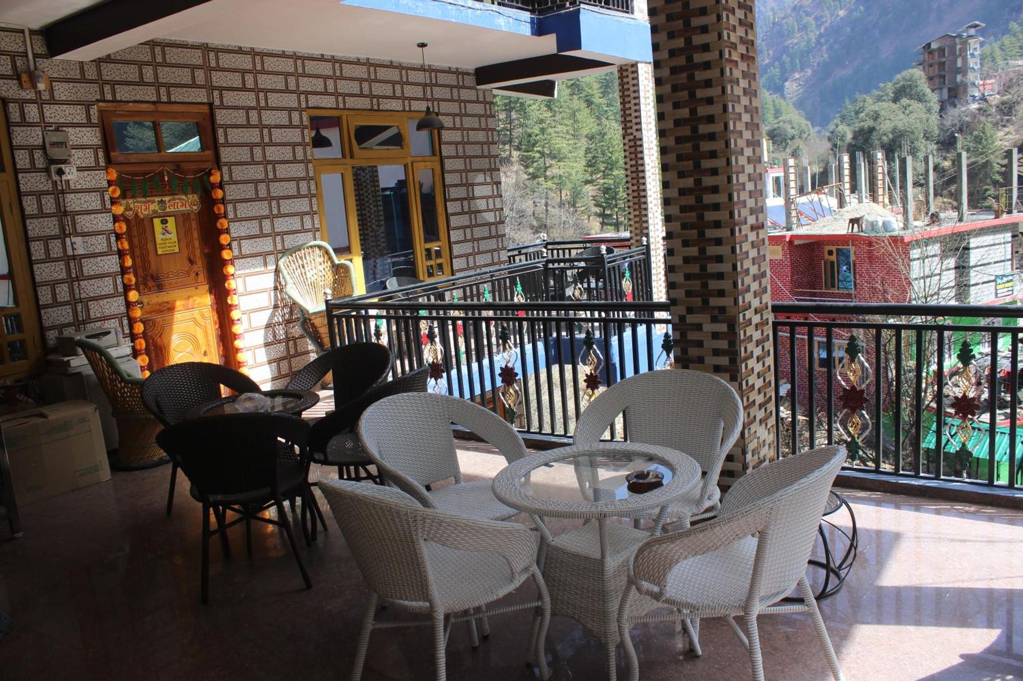 Moonlight Guest House Касоль Экстерьер фото