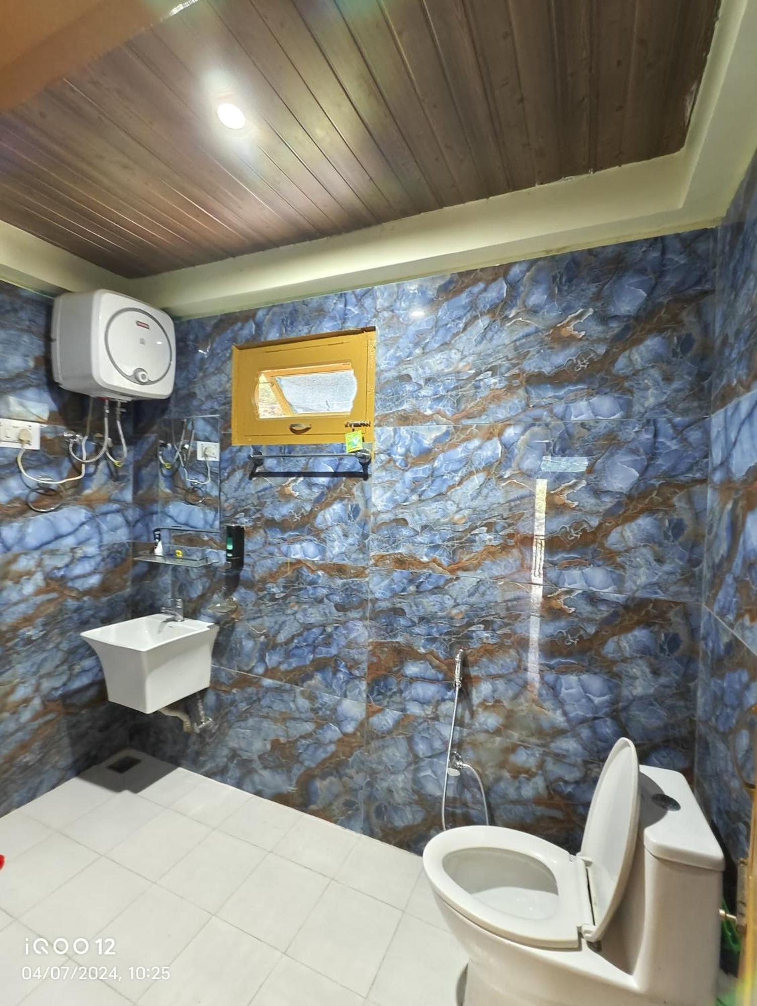 Moonlight Guest House Касоль Экстерьер фото